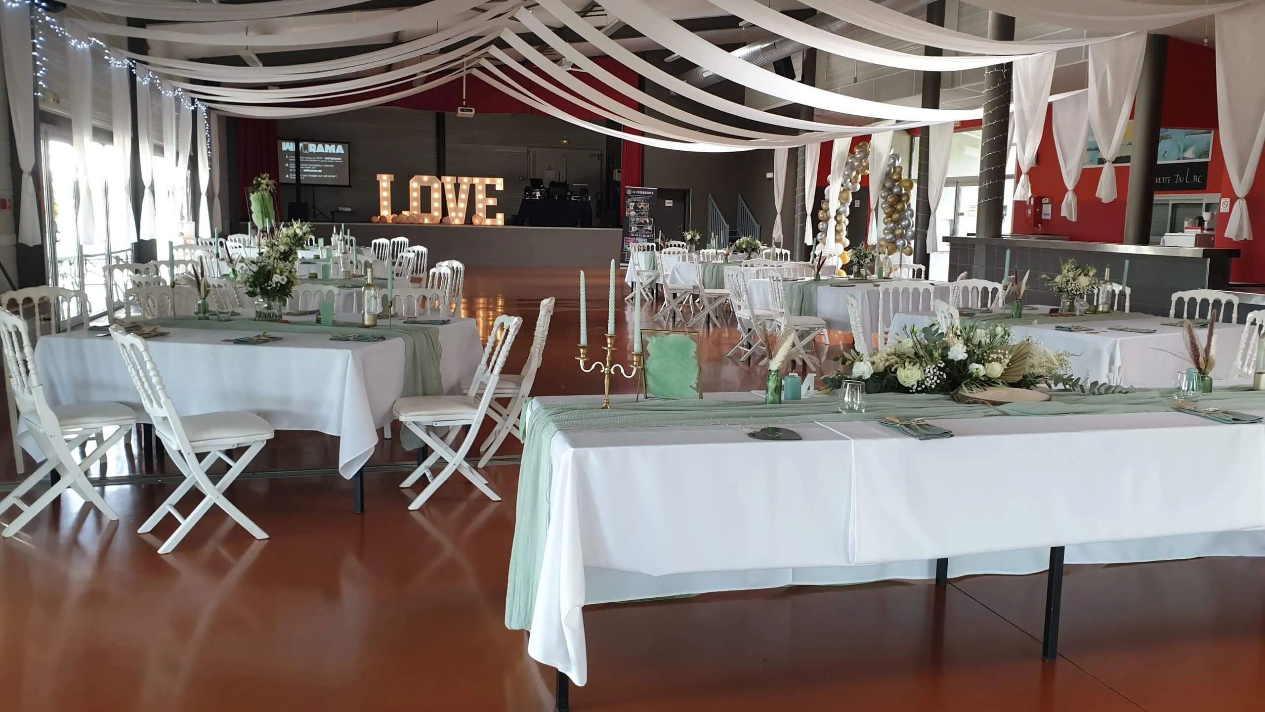 DJ mariage Pau : animation d’une soirée dansante dans le Béarn