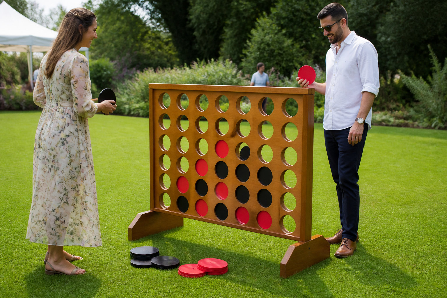 Puissance 4 géant en bois au vin d’honneur, une idée animation mariage qui plaît à toutes les générations